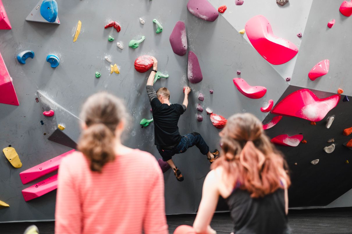 Exeter mat watching.jpg