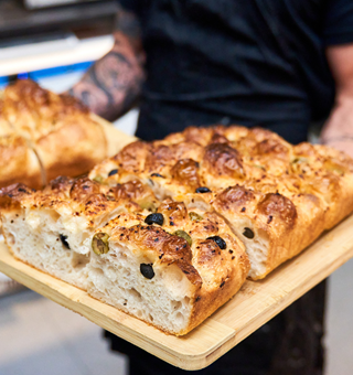 kitchen-crew-hiring (2).png